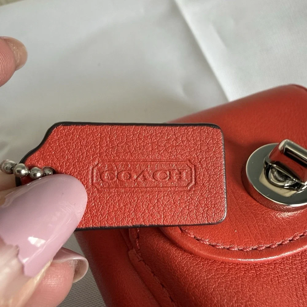 Coach Vintage Red Leather Silver Turnlock Wallet ID Card Holder Phone Case New